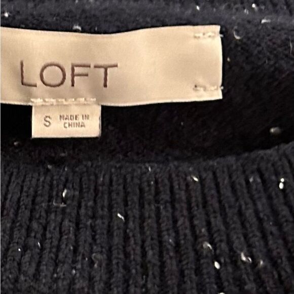 LOFT Women’s Navy Blue Llama Knit Crewneck Sweater Size Small Style 520610 - Picture 4 of 8